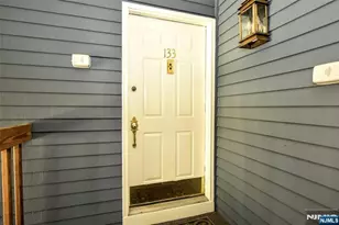 133 Surrey Ct, Ramsey, NJ 07446 - Photo 5