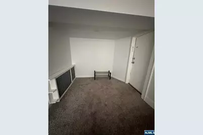282 Macarthur Avenue 1 #1, Garfield, NJ 07026 - Photo 5