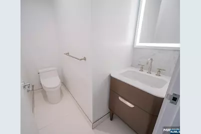 320 Adolphus Avenue 401 #401, Cliffside Park, NJ 07010 - Photo 19