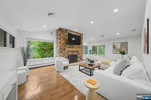 45 Oxford Dr, Tenafly, NJ 07670 - Photo 3