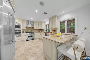 45 Oxford Dr, Tenafly, NJ 07670 - Photo 15