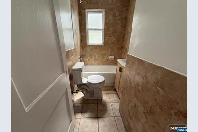 200 Seeley Avenue 1 #1, Kearny, NJ 07032 - Photo 5