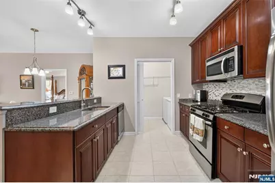 256 Cory Lane, Elmwood Park, NJ 07407 - Photo 5
