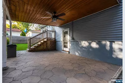 19 W Park Avenue, Park Ridge, NJ 07656 - Photo 11