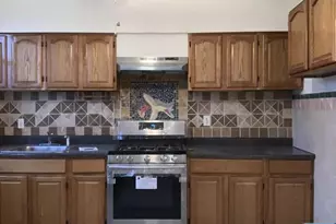 746 Kingsland 2nd Fl, Ridgefield, NJ 07657 - Photo 3