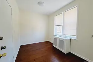 746 Kingsland 2nd Fl, Ridgefield, NJ 07657 - Photo 9