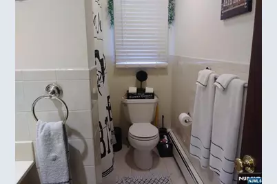 88 Mazur Place, Hawthorne, NJ 07506 - Photo 15