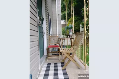 88 Mazur Place, Hawthorne, NJ 07506 - Photo 3