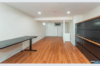 42 W Spring Valley Avenue, Maywood, NJ 07607 - Photo 21