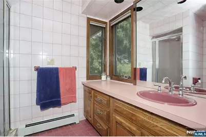 245 Highland Avenue, Wood Ridge, NJ 07075 - Photo 17