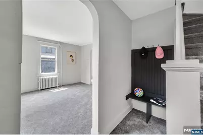 9 Byrne, Hackensack, NJ 07601 - Photo 5