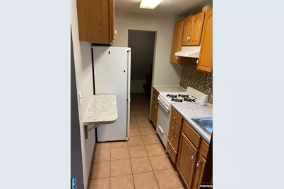 365 Devon Street 3 #3, Kearny, NJ 07032 - Photo 3