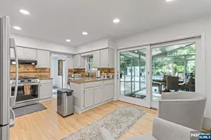 34 Andrew Ave, Oakland, NJ 07436 - Photo 7