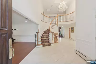 17 W Bayview Avenue, Englewood Cliffs, NJ 07632 - Photo 3