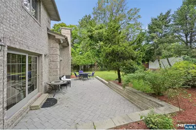 17 Bayview Avenue, Englewood Cliffs, NJ 07632 - Photo 3