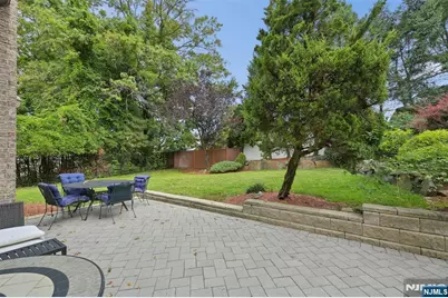 17 Bayview Avenue, Englewood Cliffs, NJ 07632 - Photo 7