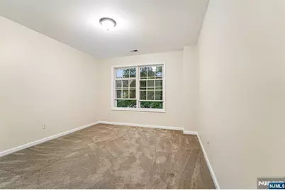 195 Levinberg Lane, Wayne, NJ 07470 - Photo 29