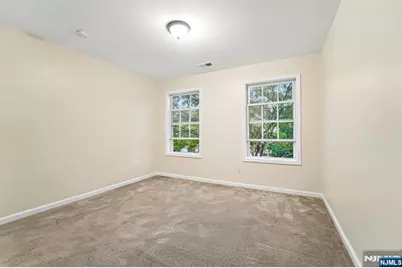 195 Levinberg Lane, Wayne, NJ 07470 - Photo 27