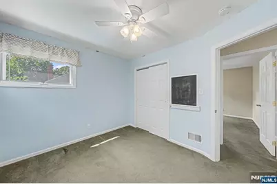 5 Holyoke Drive, Oakland, NJ 07436 - Photo 11