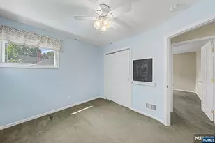 5 Holyoke Dr, Oakland, NJ 07436 - Photo 11