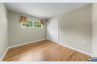 5 Holyoke Drive, Oakland, NJ 07436 - Photo 21