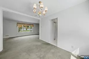 5 Holyoke Dr, Oakland, NJ 07436 - Photo 7