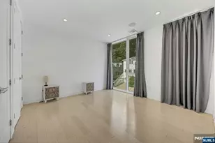757 Undercliff Ave A, Edgewater, NJ 07020 - Photo 23