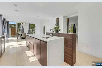 757 Undercliff Avenue A #A, Edgewater, NJ 07020 - Photo 21