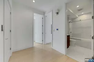 757 Undercliff Ave A, Edgewater, NJ 07020 - Photo 25