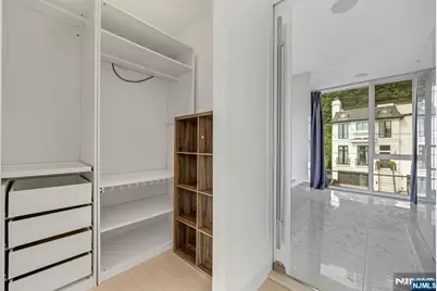 757 Undercliff Avenue A #A, Edgewater, NJ 07020 - Photo 31