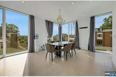 757 Undercliff Avenue A #A, Edgewater, NJ 07020 - Photo 19