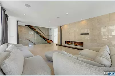 757 Undercliff Avenue A #A, Edgewater, NJ 07020 - Photo 13