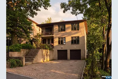 614 Sketch Place, Ridgefield, NJ 07657 - Photo 1
