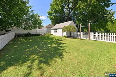 160 Rock Road, Hawthorne, NJ 07506 - Photo 25