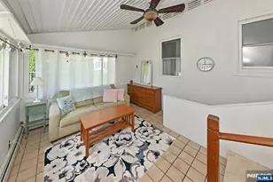 160 Rock Rd, Hawthorne, NJ 07506 - Photo 17