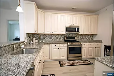 6 Quarry Drive A2 #A2, Woodland Park, NJ 07424 - Photo 5