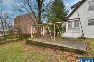 110 Summit Ave, Hackensack, NJ 07601 - Photo 11