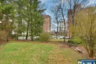 110 Summit Ave, Hackensack, NJ 07601 - Photo 13