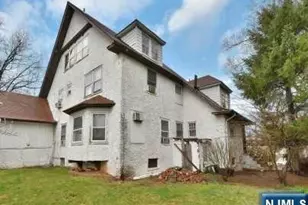 110 Summit Ave, Hackensack, NJ 07601 - Photo 9