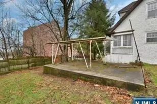 110 Summit Ave, Hackensack, NJ 07601 - Photo 11