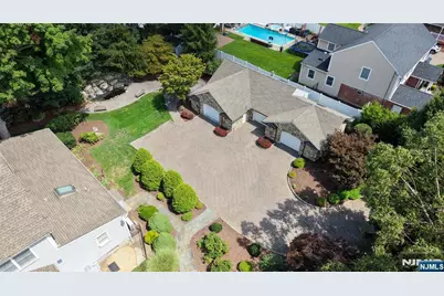 235 Kinderkamack Road, Emerson, NJ 07630 - Photo 3