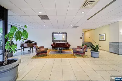 1077 River Road 413 #413, Edgewater, NJ 07020 - Photo 19
