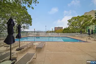 1077 River Road 413, Edgewater, NJ 07020 - Photo 21