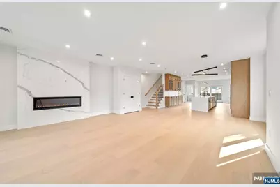 450 10th Street B #B, Fairview, NJ 07022 - Photo 7
