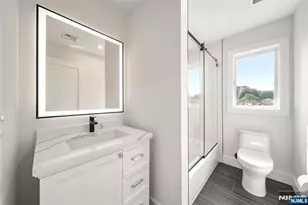450 10th Street B, Fairview, NJ 07022 - Photo 21