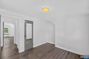 165 Oak Grove Ave, Hasbrouck Heights, NJ 07604 - Photo 7