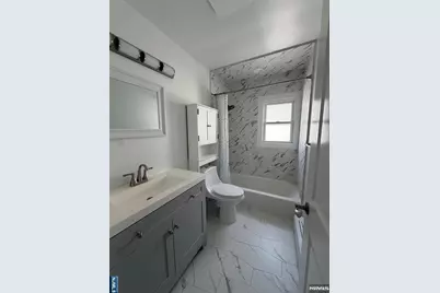 60 Hazelton Street, Ridgefield Park, NJ 07660 - Photo 7