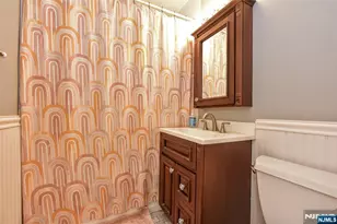 367 S Pleasant Ave, Ridgewood, NJ 07450 - Photo 9