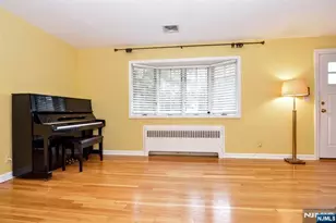 367 S Pleasant Ave, Ridgewood, NJ 07450 - Photo 3