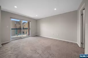 504 Ellery Ct, Edgewater, NJ 07020 - Photo 9